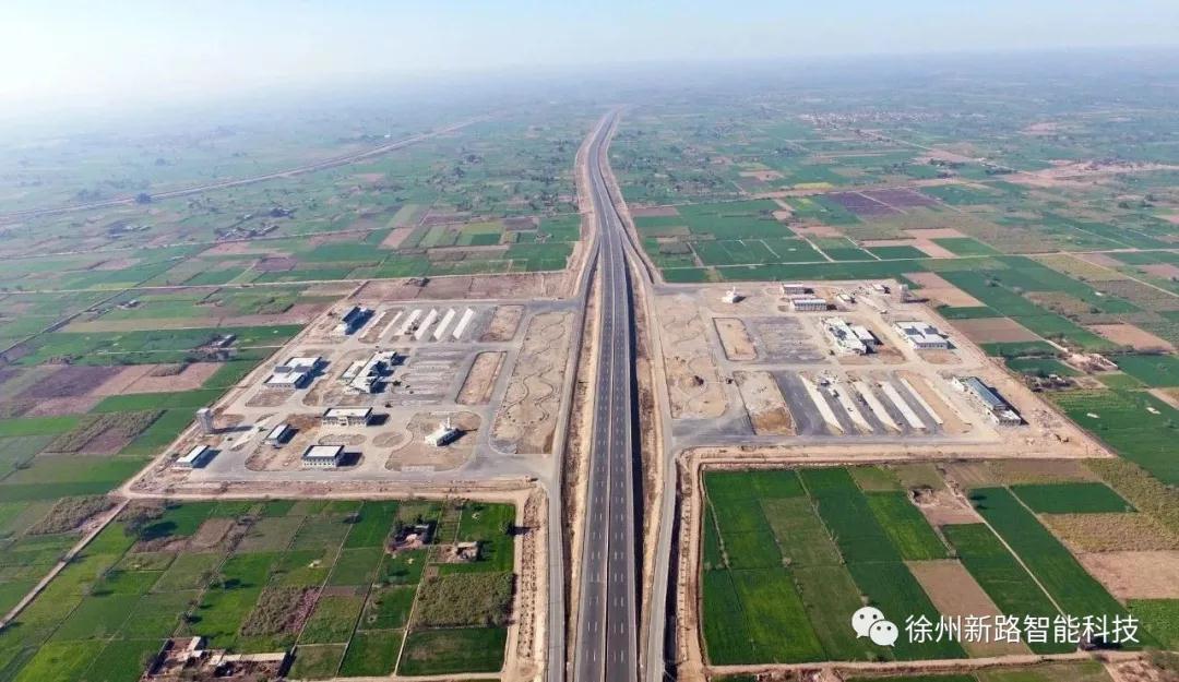 新路科技滑模機攻堅克難創(chuàng)佳績，中鐵二十局海外工程再獲好評！